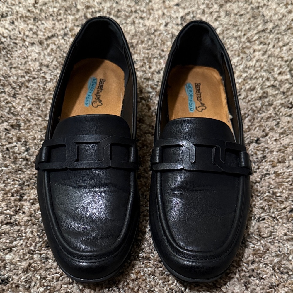 Baretraps Memory Foam Black Loafers | Women’s Size 8